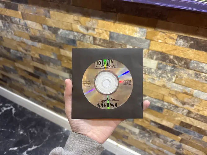 CD Swing