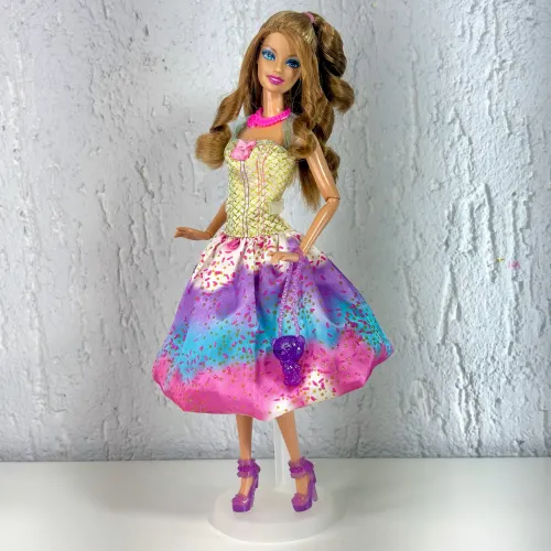 mattel boneca barbie cutie fashionista 2011 Swappin' Styles Hollywood Divas original