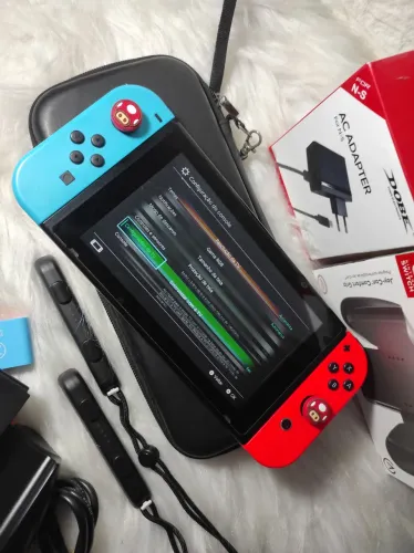 Nintendo Switch V2 Usado - 64gb - DESBLOQUEADO - LER ANÚNCIO 