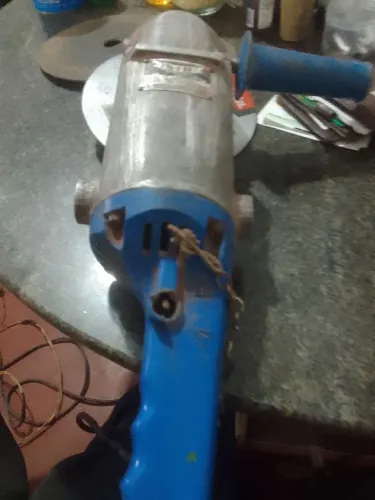 Lixadira proficional muito boa