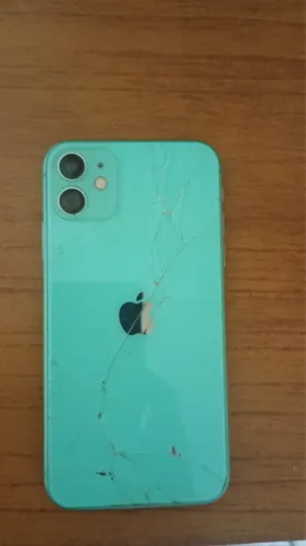 iPhone 11 650,00