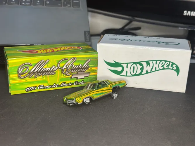 Hotwheels RLC Chevy Monte Carlo LowRider Verde