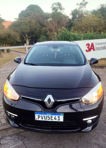 Renault Fluence Sed. Dynamique 2.0 16V Flex Aut. 2015