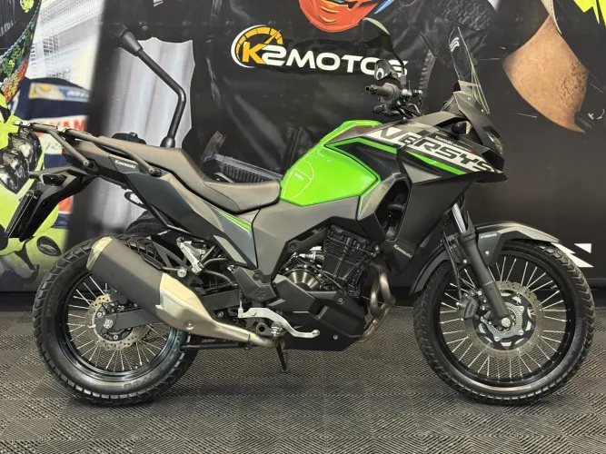 KAWASAKI Versys-X 300 2025/25 * 5052Kms, impecável