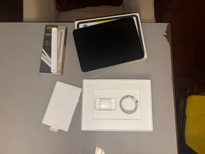 Ipad 10 geração 64GB, caneta vx