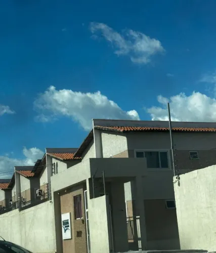 Casa à venda no Condomínio Reserva Leste Vale do Gavião /Teresina-PI