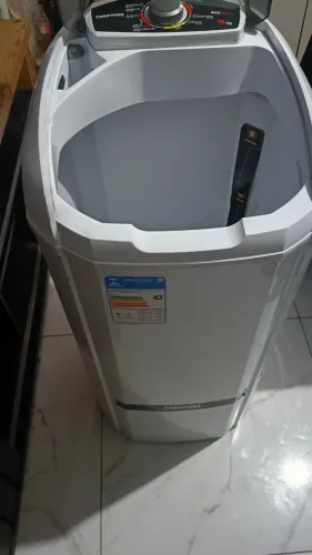 VENDE-SE UM TOQUE DE LAVAR ROUPA 15KG