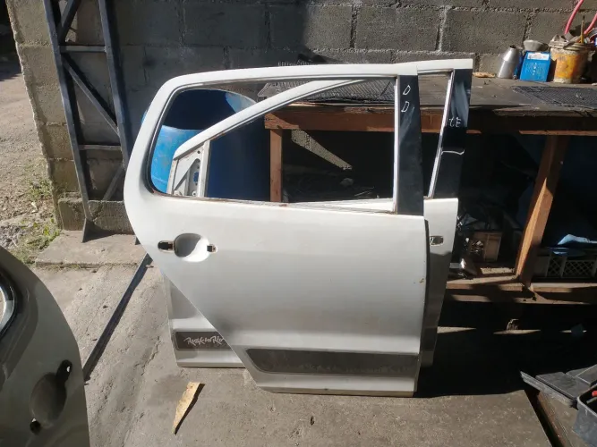 Porta traseira direita VW Fox 2012 G2