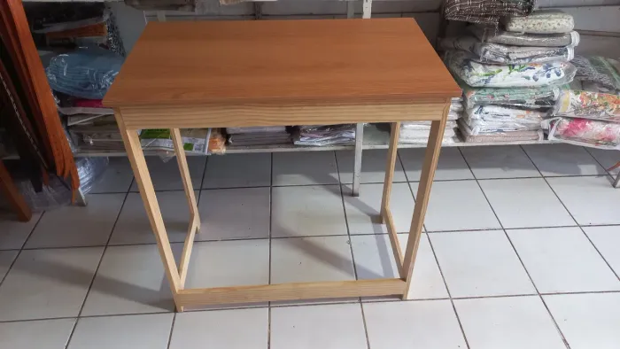 MESA EM MDF , ESTILO ESCRIVANINHA