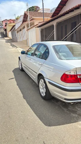 BMW 323I A TOP Sedan 2000