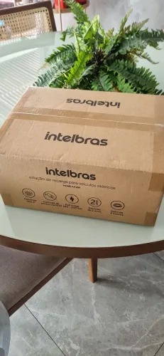 Wallbox Intelbras Home 7.4kW - Novo na Caixa (Sem Uso)