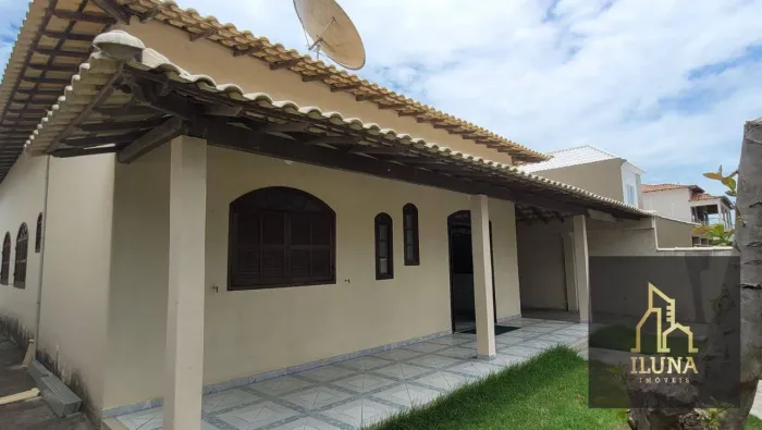 Casa com 3 dormitórios à venda, 138 m² por R$ 475.000,00 - Parati - Araruama/RJ