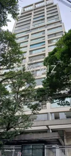 Apartamento : Padrão / Residencial / Itaim Bibi