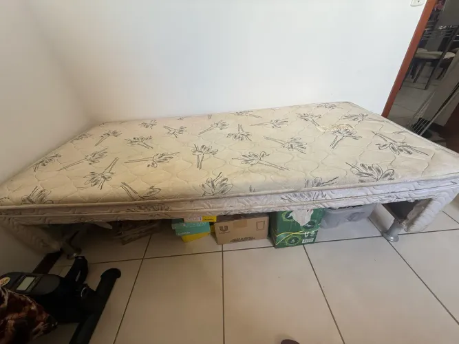Cama de solteiro