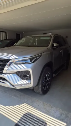 Toyota Hilux SW4 SRX 4X4 2.8 TDI 16V Dies. Aut. 2023