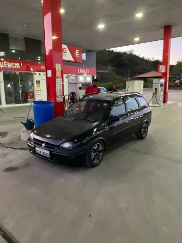 Chevrolet Corsa Wagon GL 1.6 MPFI 4P 1998