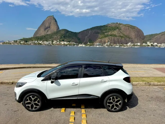 Renault Captur Bose 1.6 CVT 2021