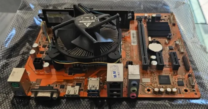 Placa + Processador + Memoria