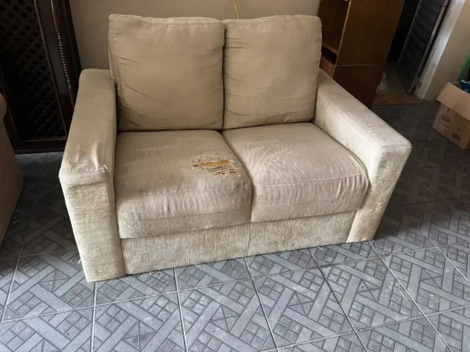 SOFÁ 2 LUGARES