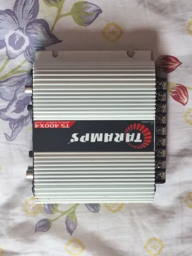Vendo essa Taramps 400x4 