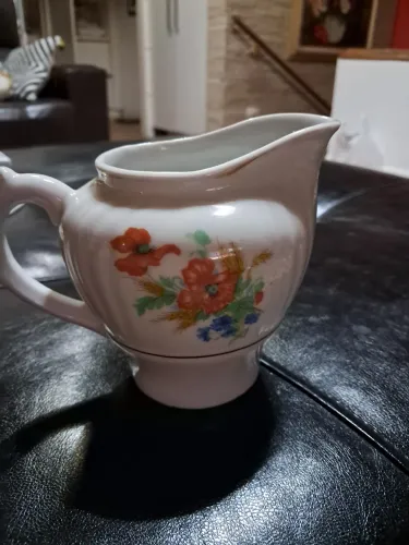 Leiteira porcelana