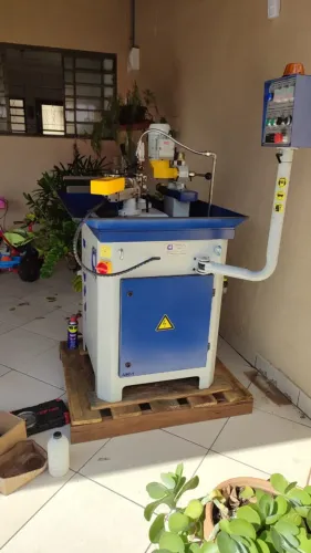 Afiadora Automática de Serras Circulares