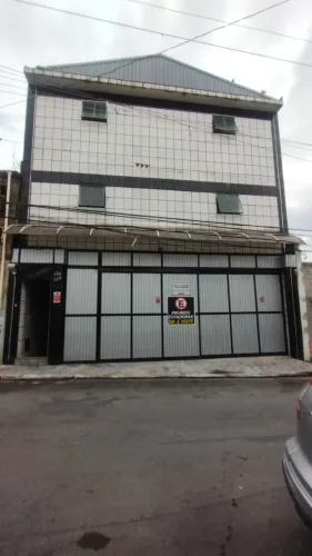 Prédio Comercial à Venda - 846 m² | 3 Andares | 106 Boxes