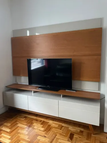 Rack com Painel para TV - 2,18m | Cor Off White