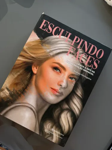 Livro Esculpindo Faces - HOF