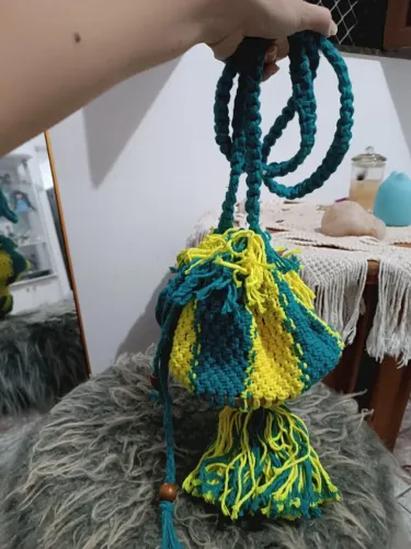 Bolsa de macramé
