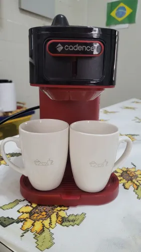 Cafeteira Cadence Single Up, 127V, CAF230