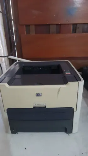 Impressora Hp Laserjet 1320 Usada no Estado, pra consertar ou aproveitar Peças.