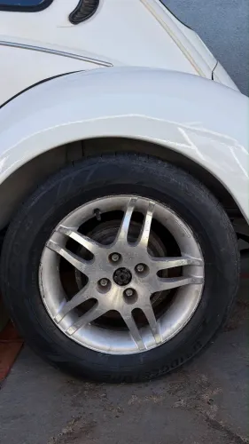 Rodas aro 15 com pneus