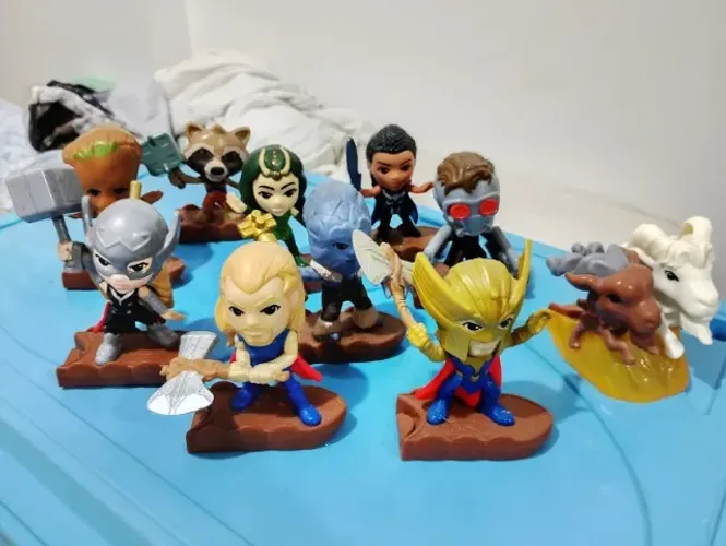 Colecionáveis Marvel Thor amor e trovão