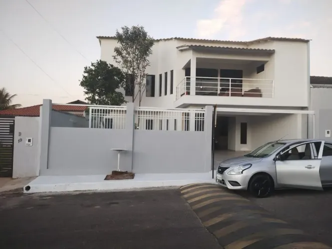 Sobrado para aluguel com 5 quartos em Região dos Lagos  - Brasília - DF
