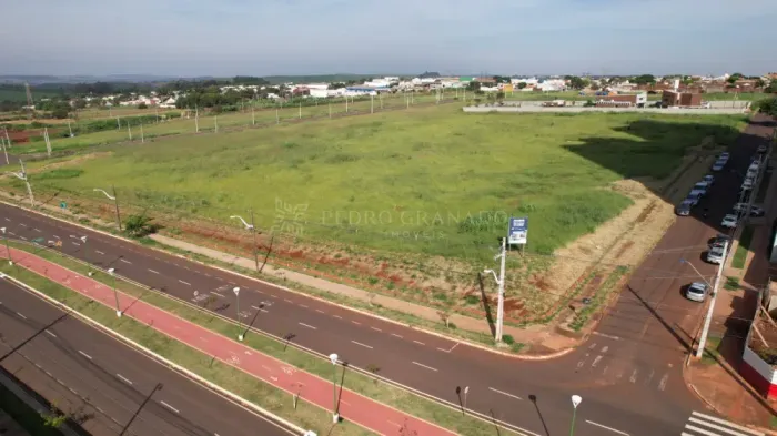 Terreno em localização privilegiada