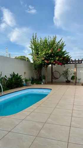 CASA A VENDA