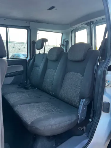 Fiat Doblo Attractive 1.4 Fire Flex 8V 5P 2012