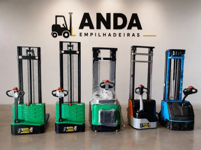 Vende empilhadeira elétrica