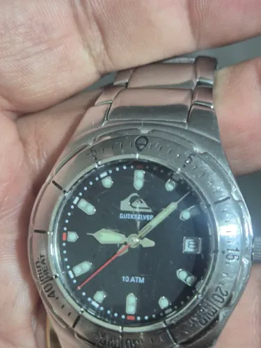 Relógio QUIKSILVER À QUARTZ EM AÇO ORIGINAL - FUNCIONANDO PERFEITAMENTE