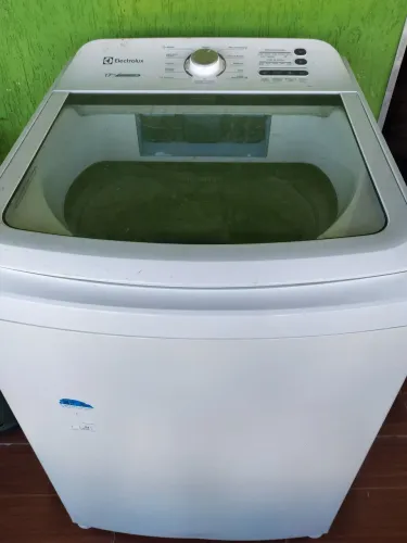 Máquina de lavar roupa Electrolux 17 kilos
