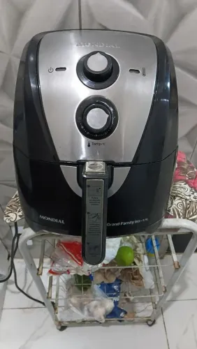 Air fryer 5,5 litros excelente 