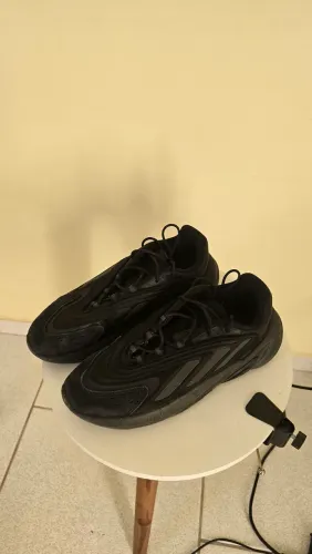 Adidas Ozelia 41