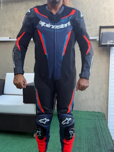 Macacão GP Force V2 1PÇ Alpinestars