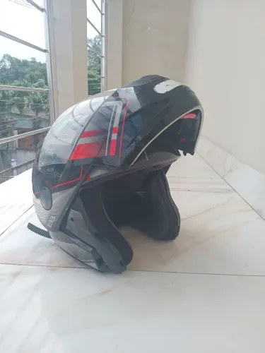 Capacete articulado tam 60