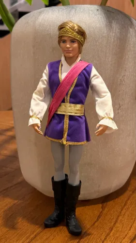 Boneco Ken Príncipe Siegfried Barbie E As Sapatilhas Mágicas Mattel 2013