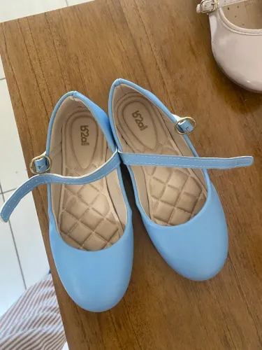 Sapatilha azul feminina