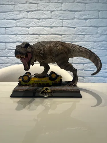 T-Rex Attack Icons Iron Studios Jurassic Park