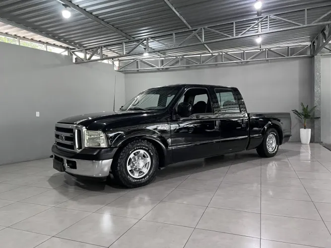 Ford F-250 XLT 4.2 180cv CD TB Diesel 2004
