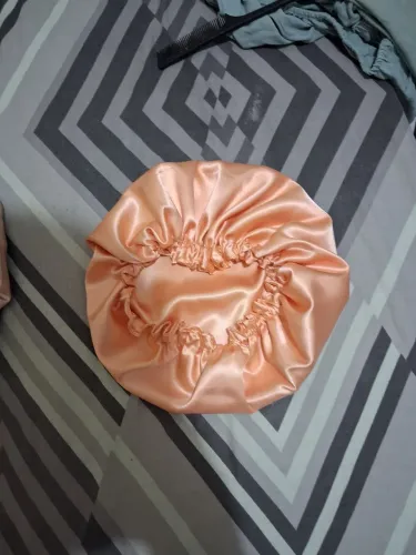 Toucas de cetim dupla face